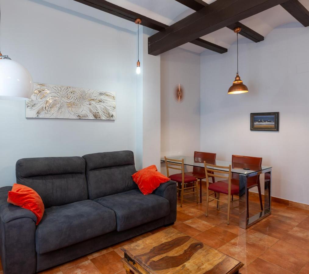 Cozy Apartment Near The Center, Torres De Serrano Valensiya Dış mekan fotoğraf