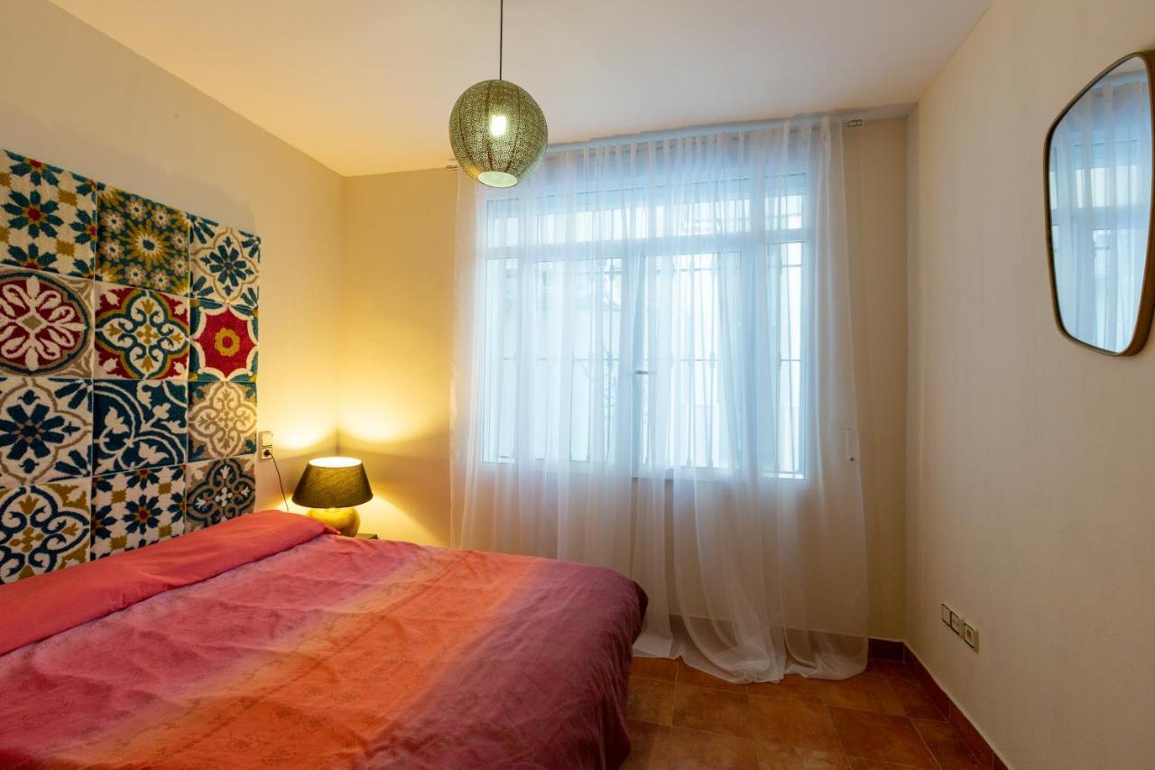 Cozy Apartment Near The Center, Torres De Serrano Valensiya Dış mekan fotoğraf