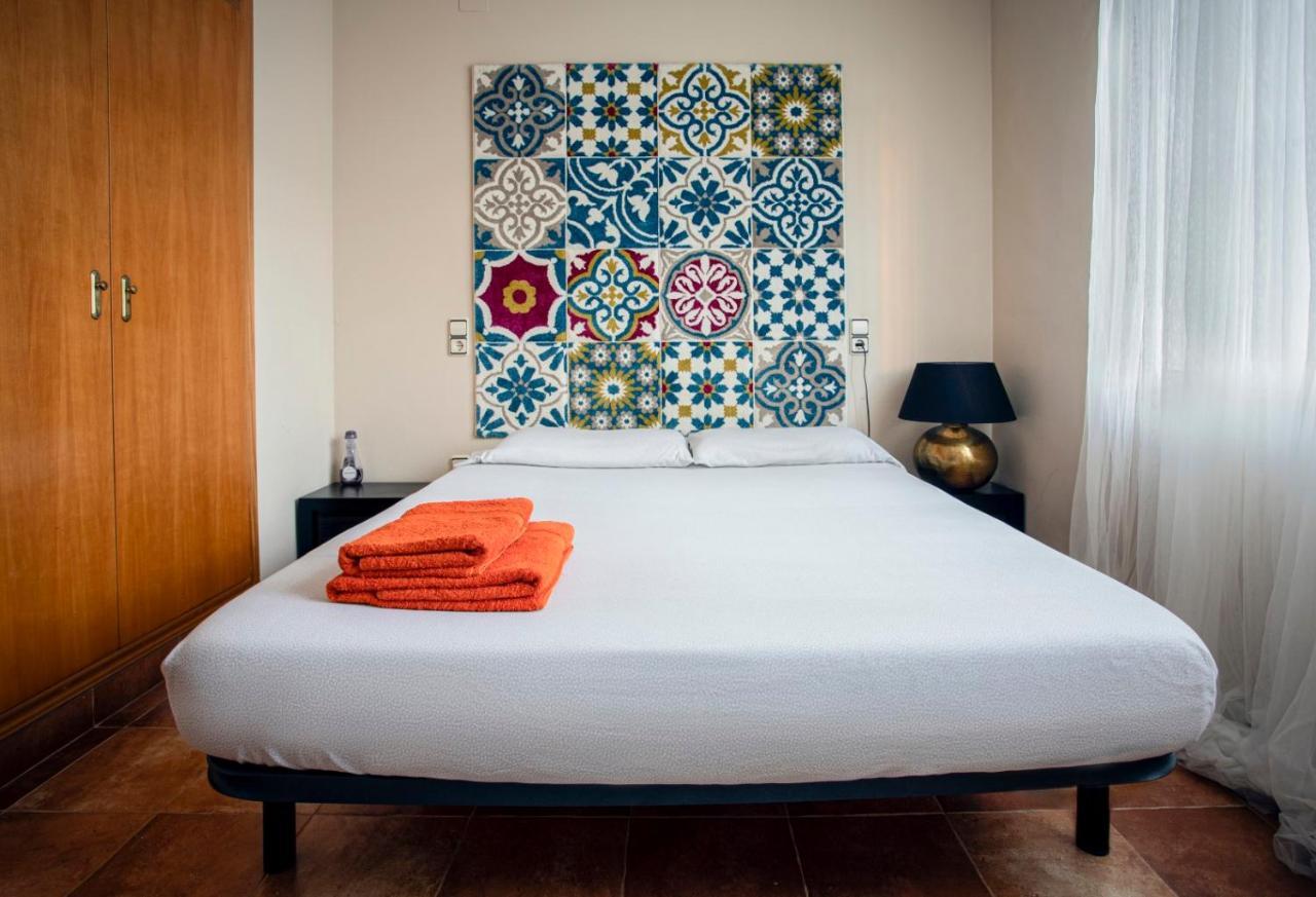 Cozy Apartment Near The Center, Torres De Serrano Valensiya Dış mekan fotoğraf