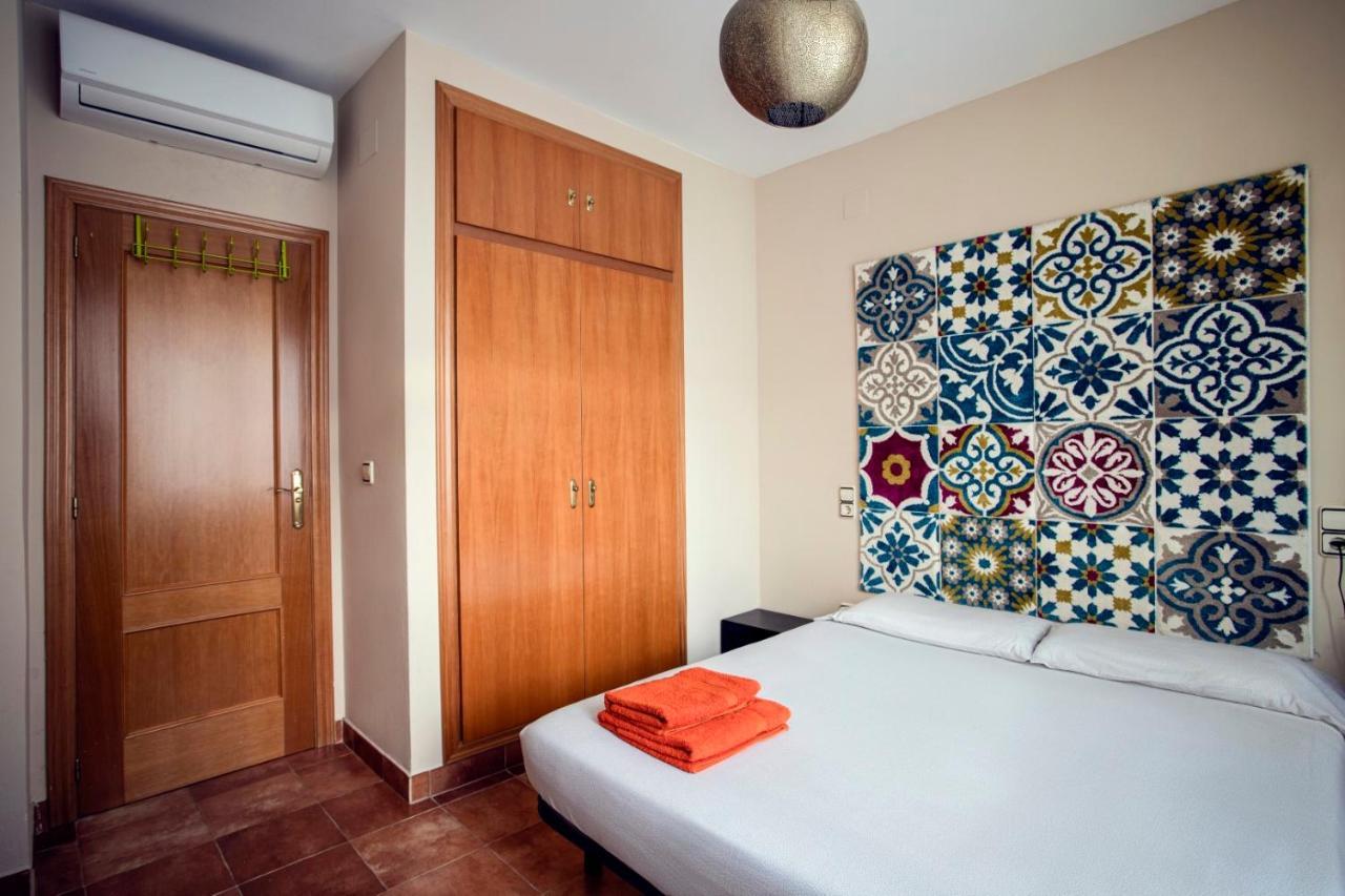 Cozy Apartment Near The Center, Torres De Serrano Valensiya Dış mekan fotoğraf